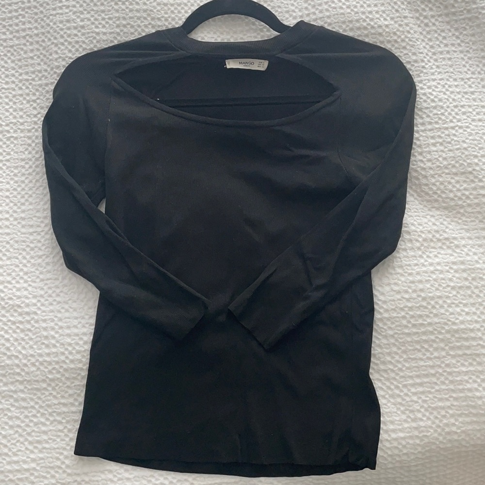 Mango 3/4 sleeve top cutout